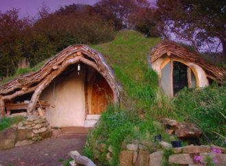 Construyen una Casa Hobbit sostenible con 3500 euros